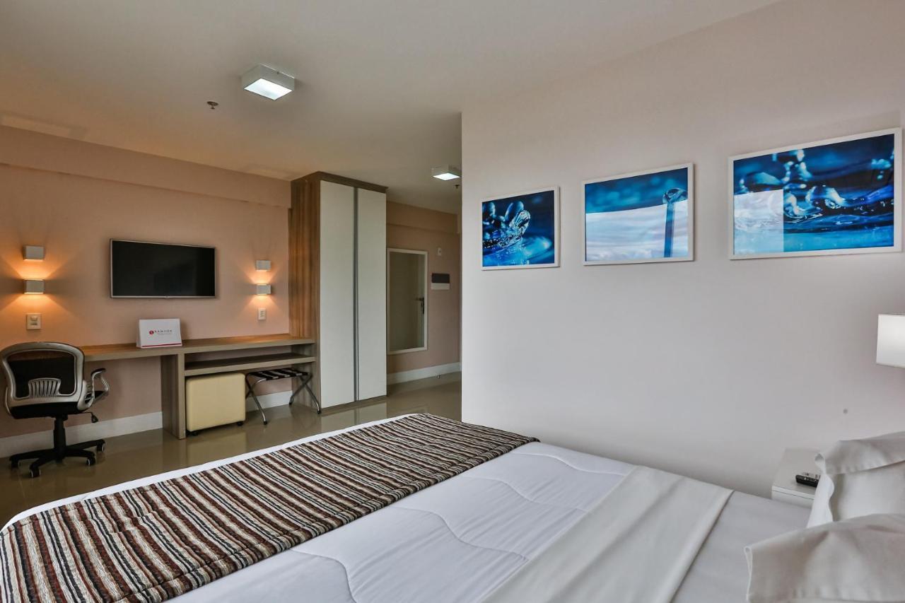 Ramada Hotel & Suites Campos Pelinca Campos dos Goytacazes Esterno foto