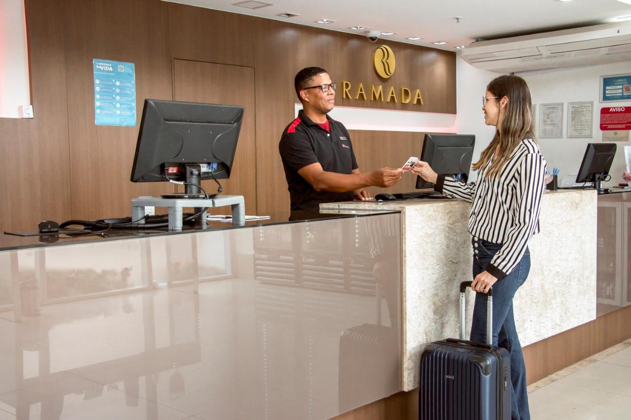 Ramada Hotel & Suites Campos Pelinca Campos dos Goytacazes Esterno foto