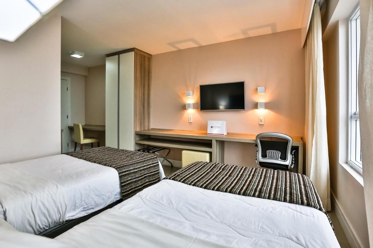 Ramada Hotel & Suites Campos Pelinca Campos dos Goytacazes Esterno foto