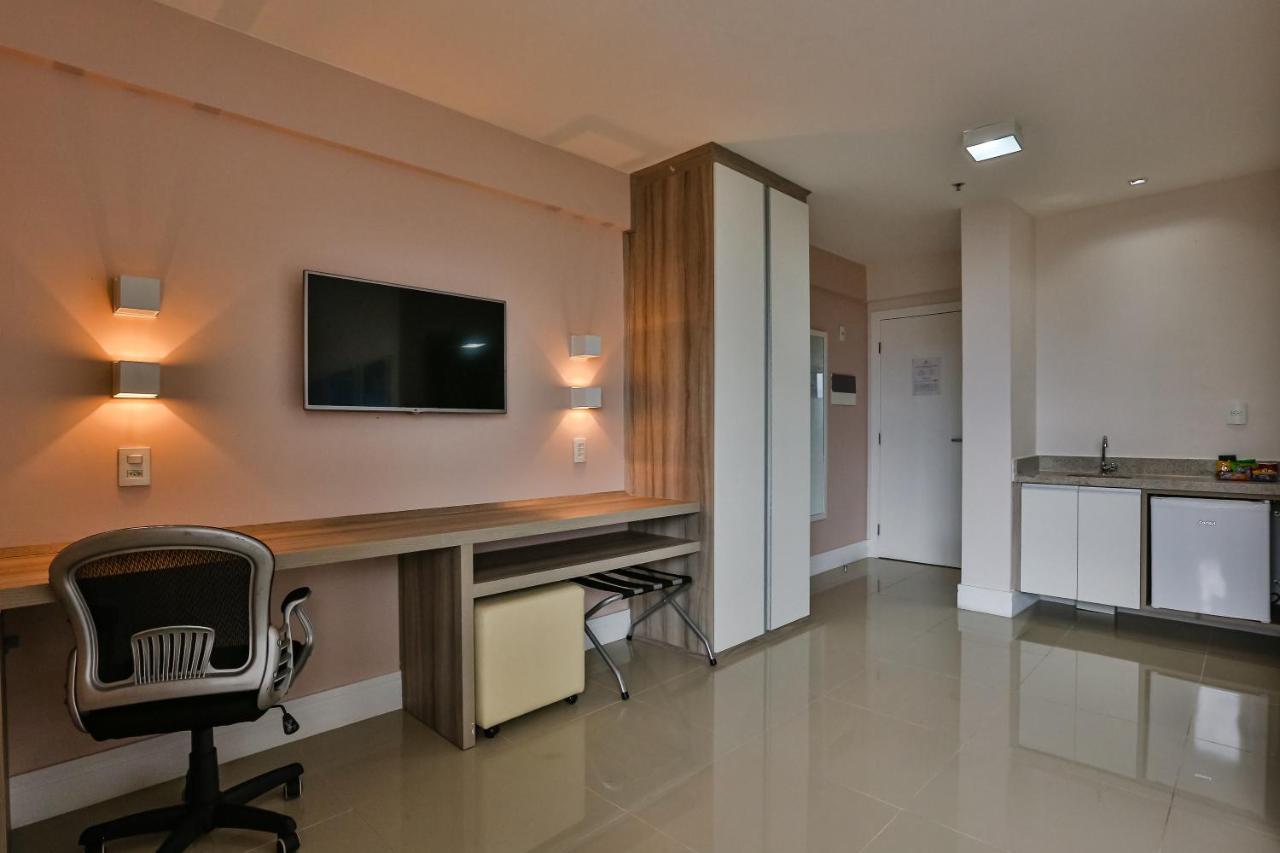 Ramada Hotel & Suites Campos Pelinca Campos dos Goytacazes Esterno foto