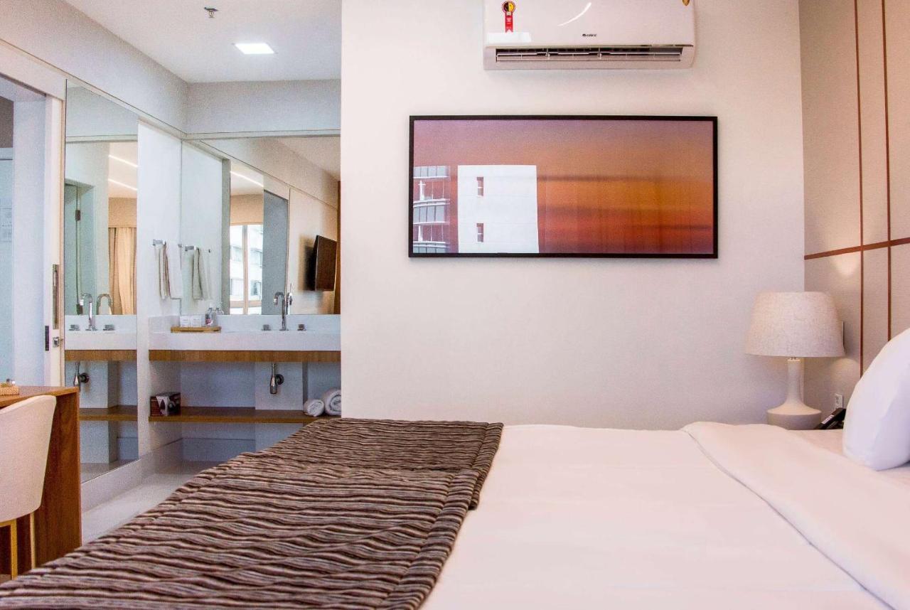 Ramada Hotel & Suites Campos Pelinca Campos dos Goytacazes Esterno foto