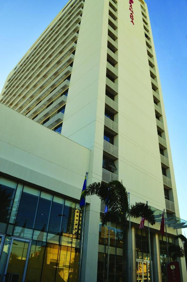 Ramada Hotel & Suites Campos Pelinca Campos dos Goytacazes Esterno foto